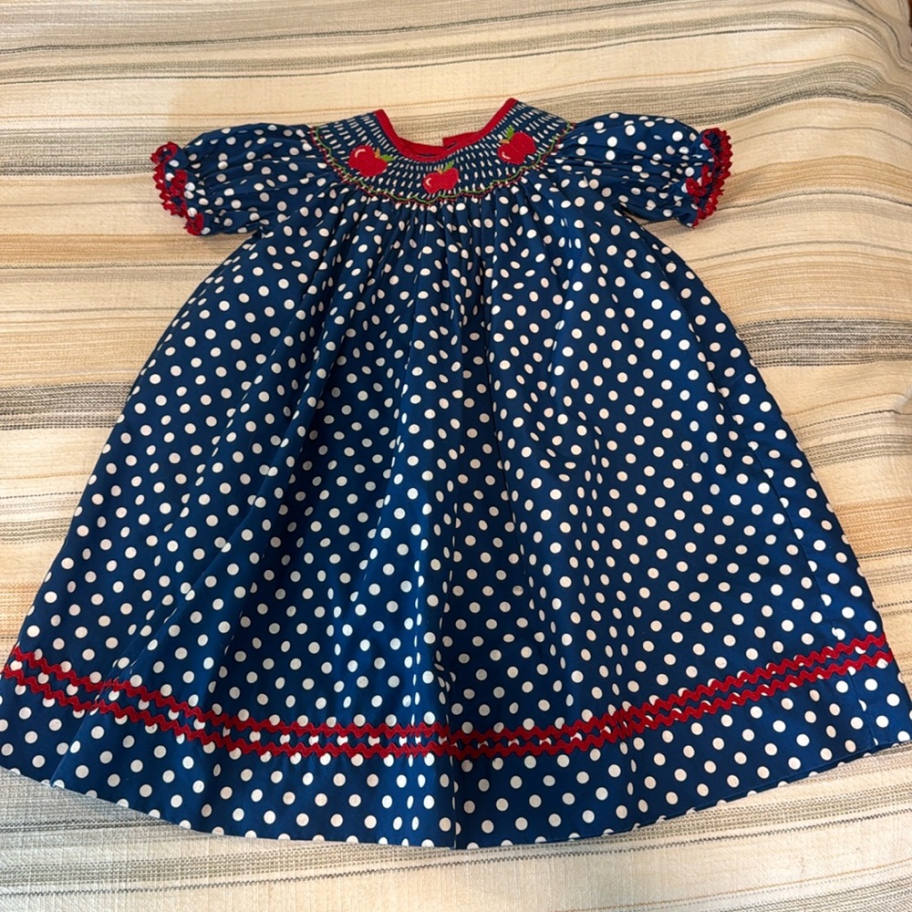 Stellybelly smock apple dress 3t